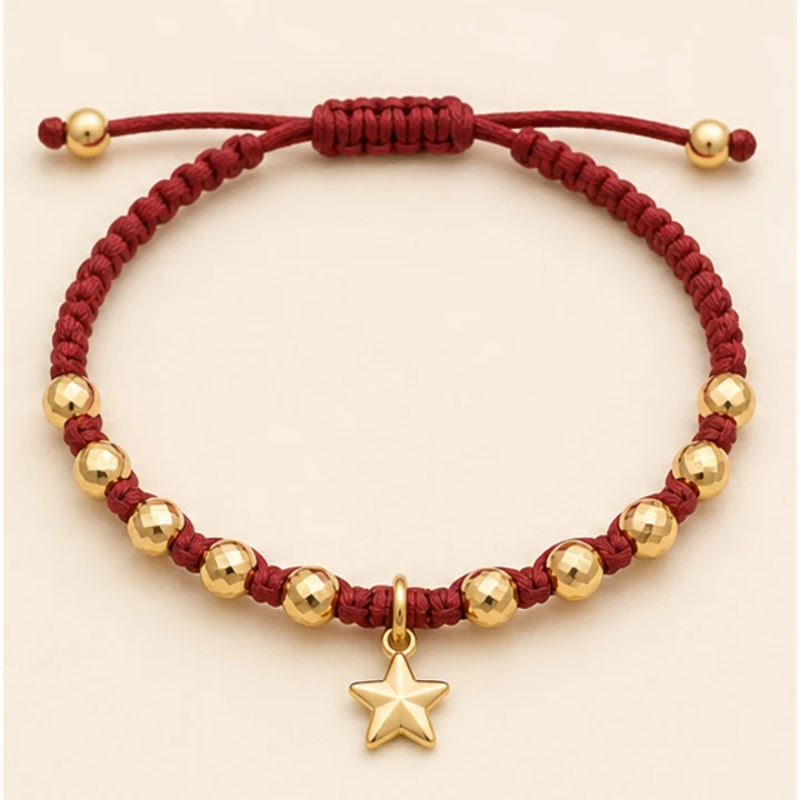 Ejemplo de manilla roja con balines diamantados y dije de estrella